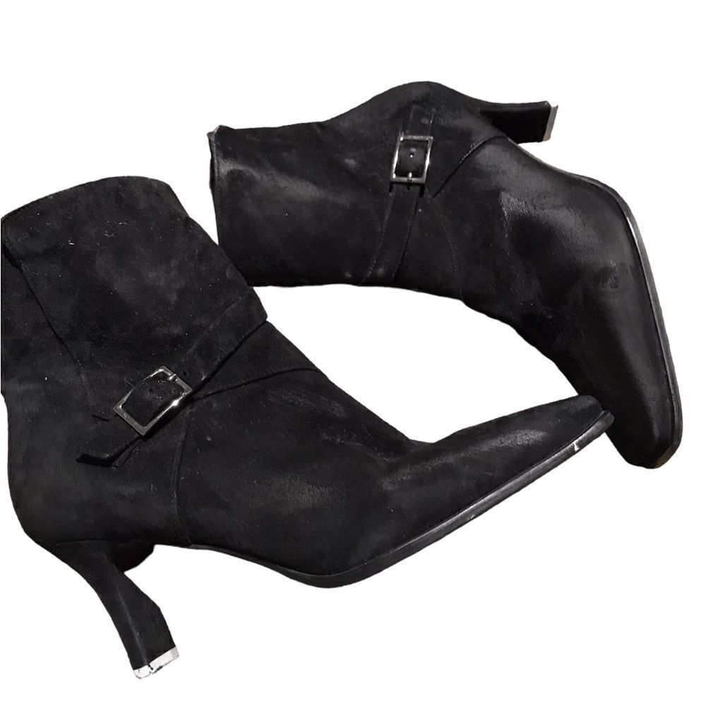 Gianni Bini size 8.5 black suede heeled boots excellent condition